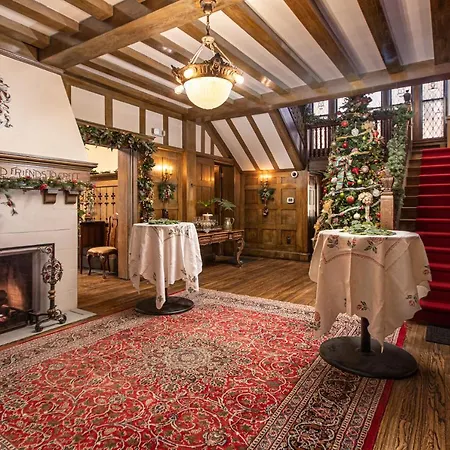 Frederick Stearns House Historic Inn-3